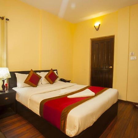 Hotel Ambe Inn By Ambience Delhi Igi Airport New Delhi Exterior photo