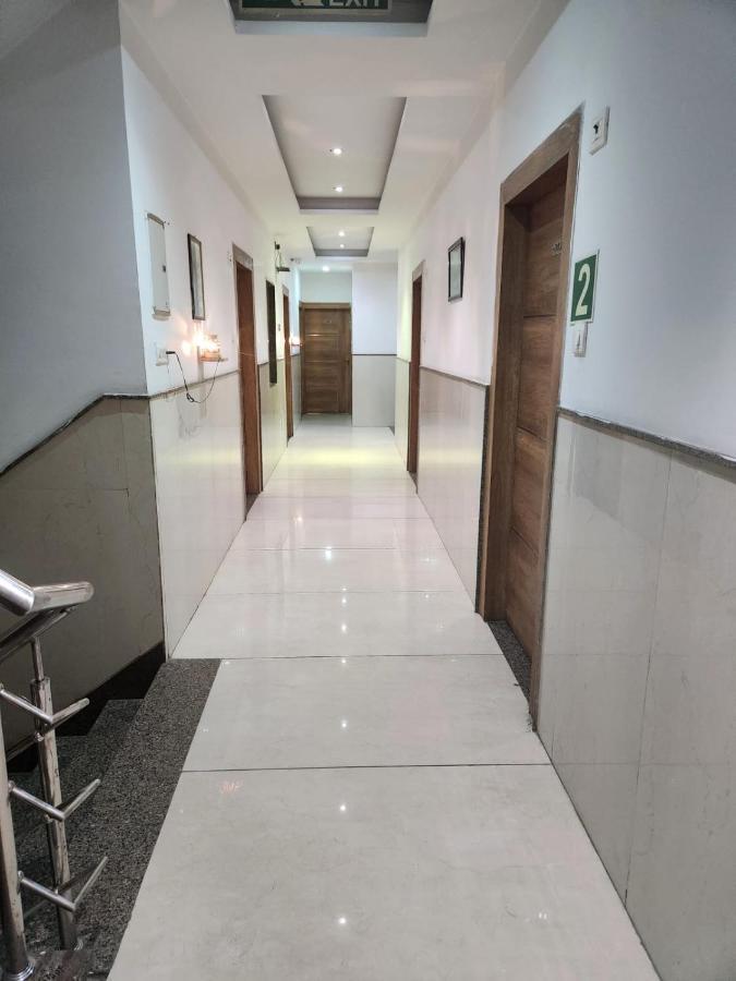 Hotel Ambe Inn By Ambience Delhi Igi Airport New Delhi Exterior photo