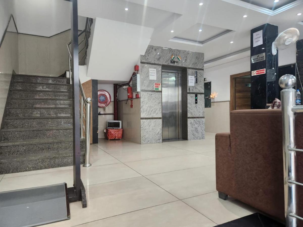 Hotel Ambe Inn By Ambience Delhi Igi Airport New Delhi Exterior photo